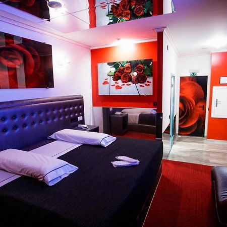 Motel Venus Santiago Luou Bagian luar foto